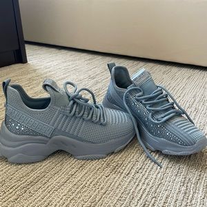Steve Madden Maxima Sneakers Size 7